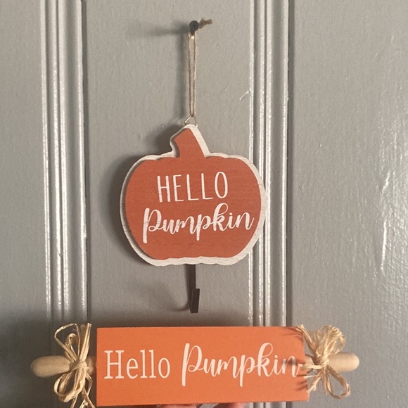 NWT- Set of Hello Pumpkin Decorations- Wood Rolling Pin Sign & Wall Hanger Hook - Picture 3 of 16